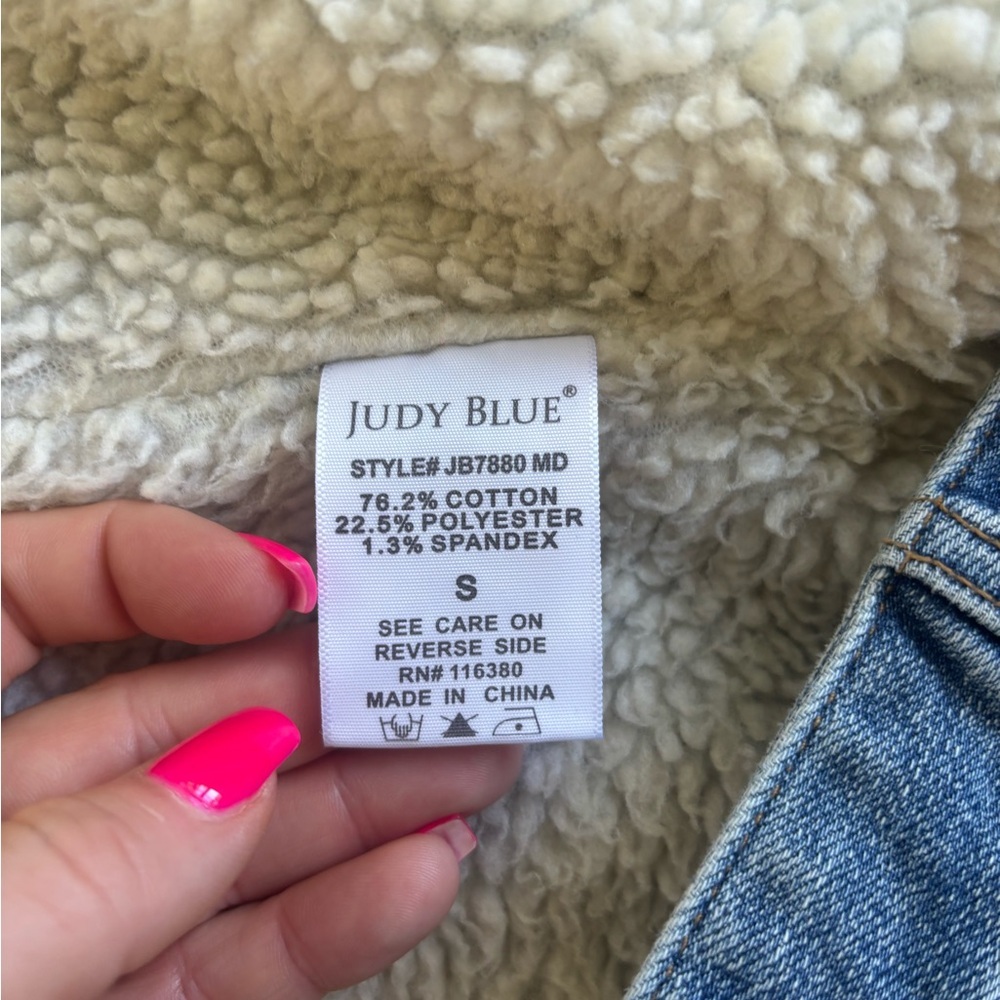 Judy Blue Shearling Lined Denim Vest small layered streetwear transitional - Picture 8 of 10